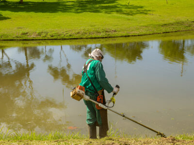 pond cleaning company